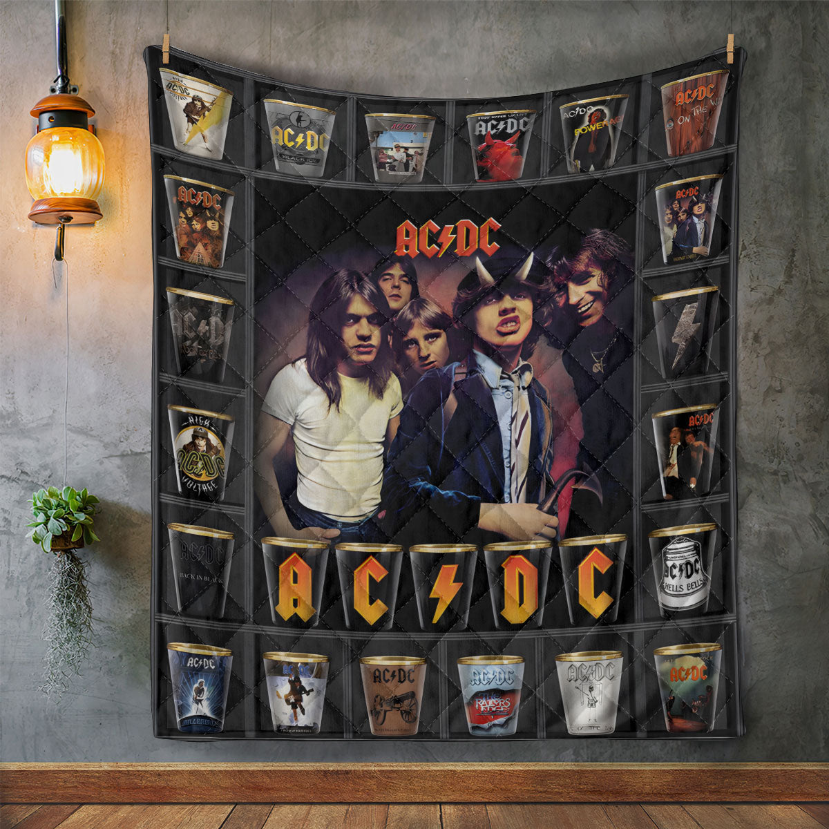 AC/DC Quilt Blanket – TANTN 10489