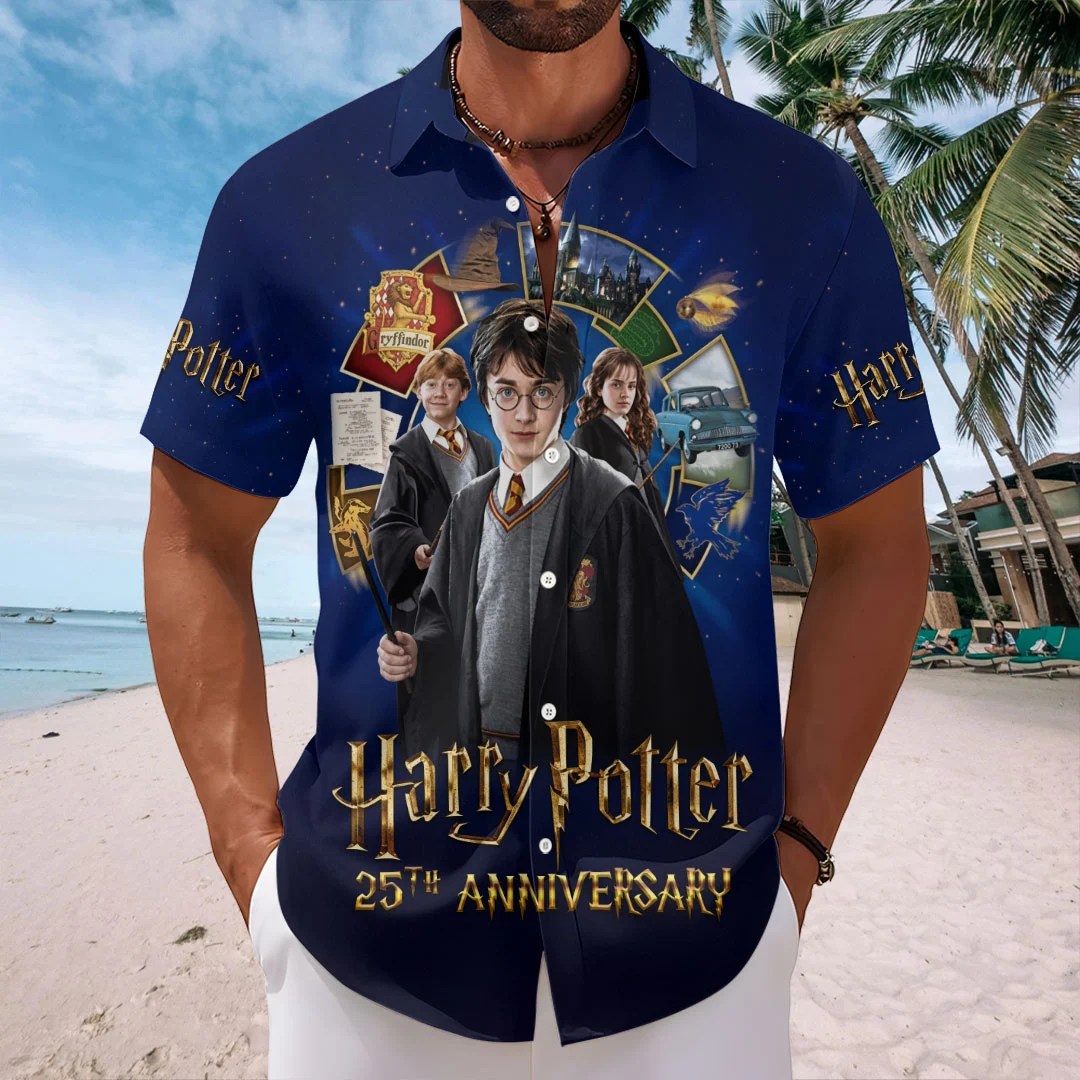 Harry Potter 25th Anniversary Short Sleeve Button-Down Shirt – TMTHU8656