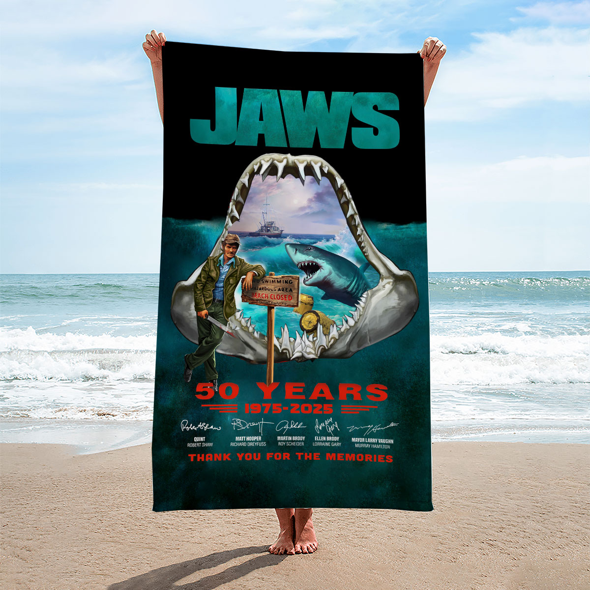 Jaws Rectangle Beach Towel – HOATT 10624