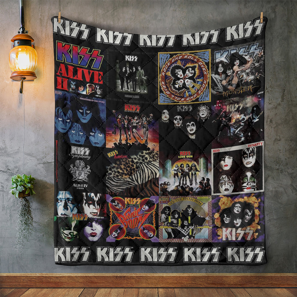 KISS Quilt Blanket – GNE 2284
