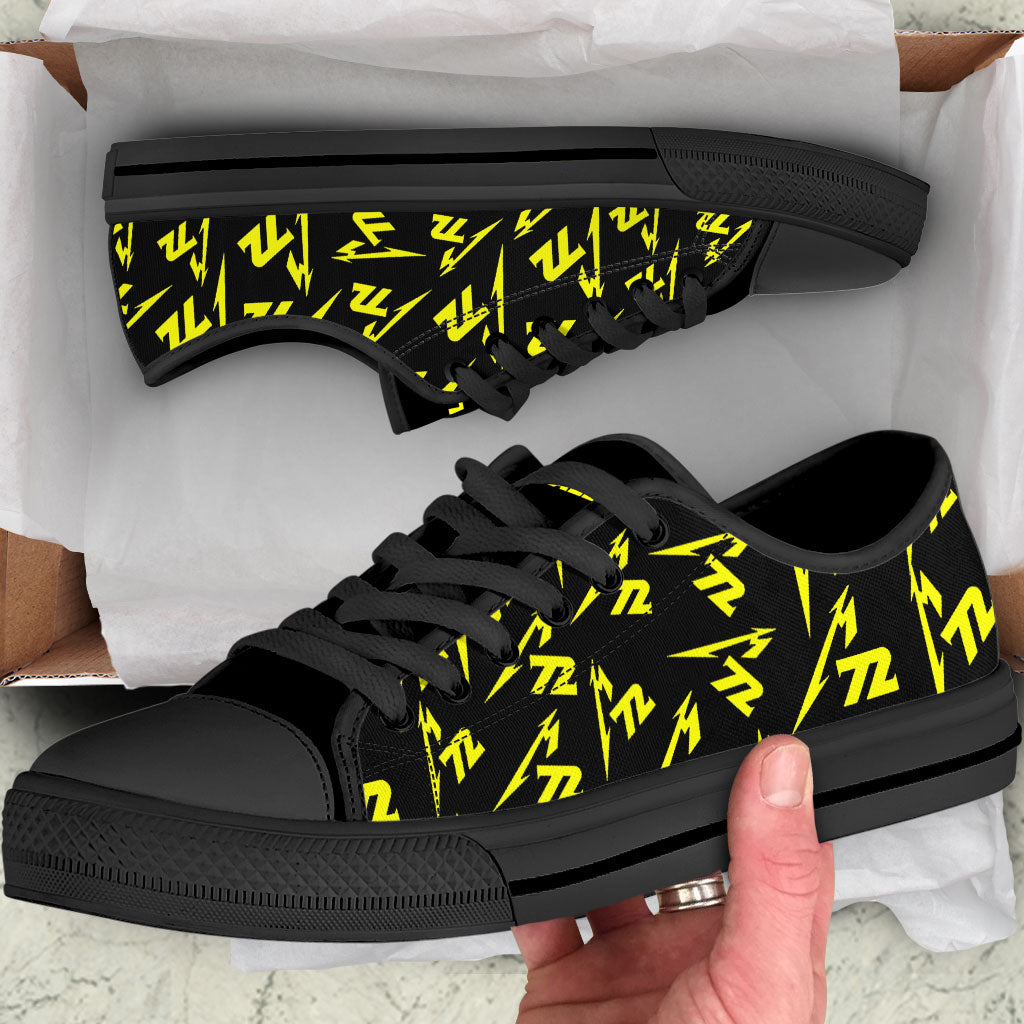 Metallica Low Top Canvas Shoes – TANTN13069