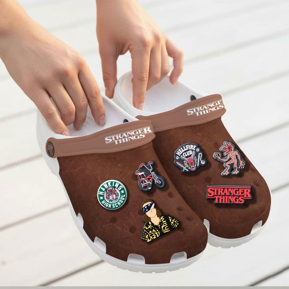 Stranger Things Custom Clogs – NGHIAVT5778