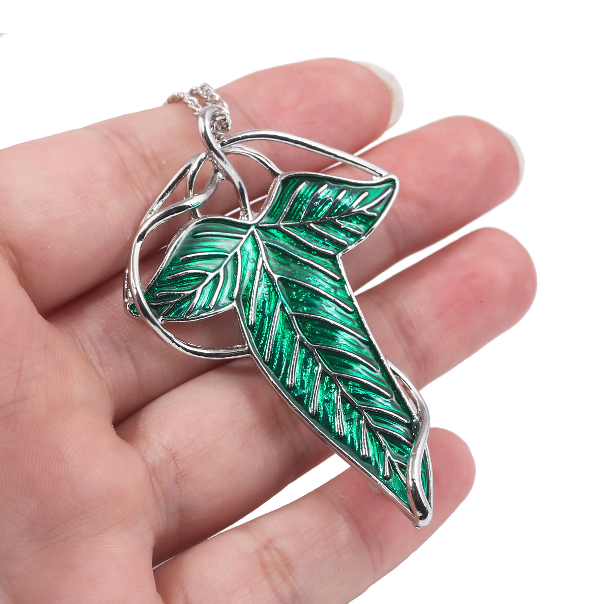 The Lord of the Rings Arwen Elven Leaf Pendant Necklace – MAITMDROP152