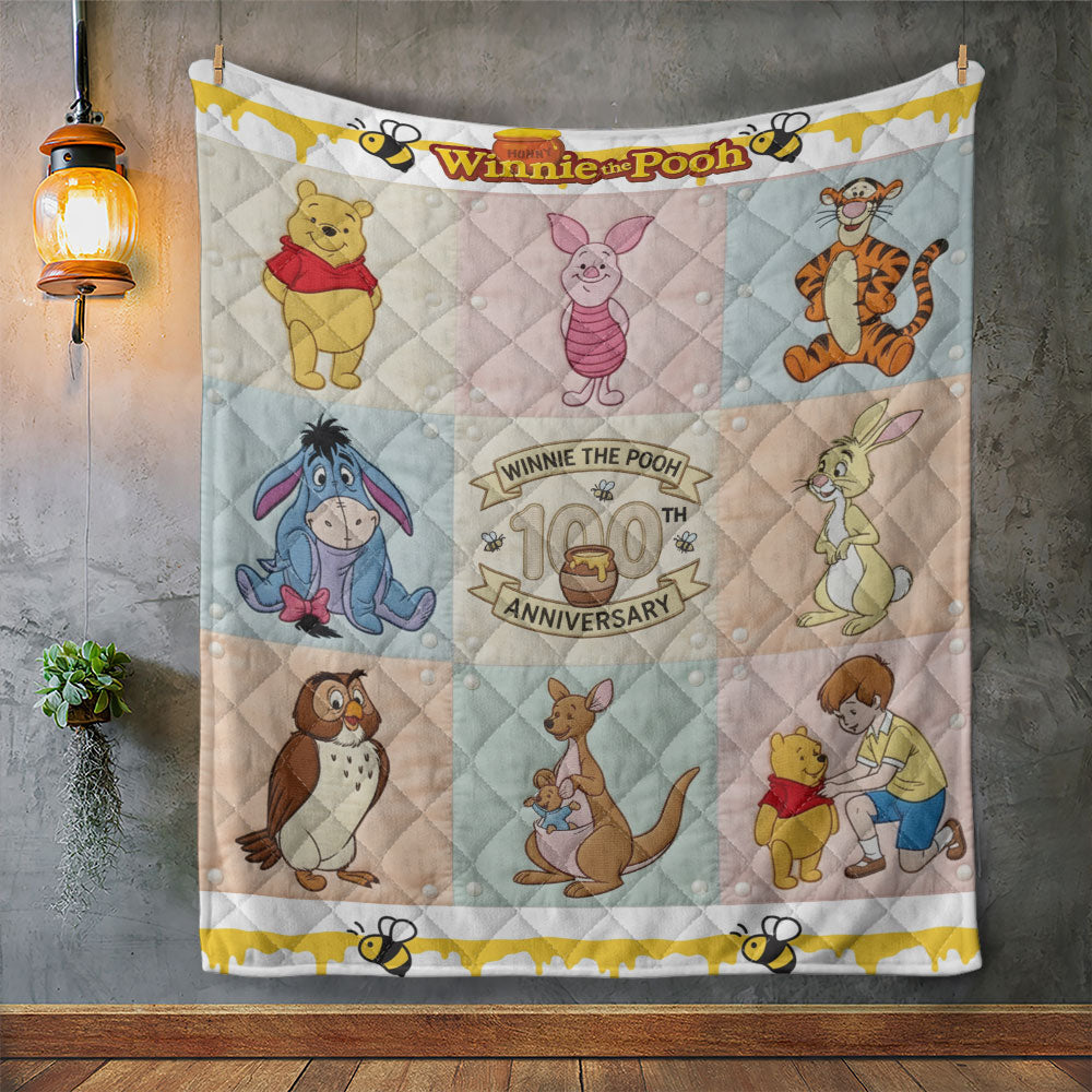 Winnie-the-Pooh 100th Anniversary Quilt Blanket – TMTHU3150