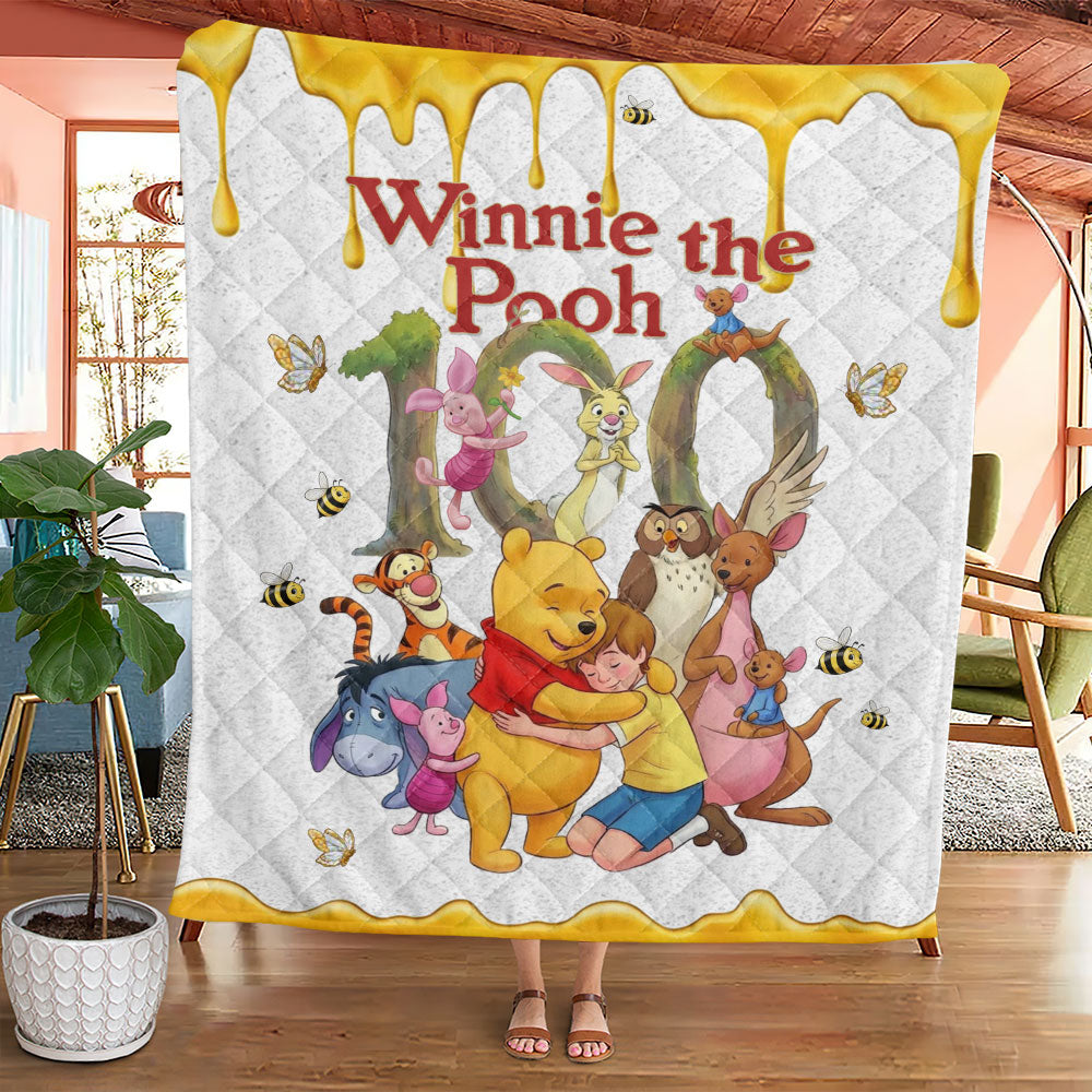 Winnie-the-Pooh 100th Anniversary Quilt Blanket – TMTHU3151