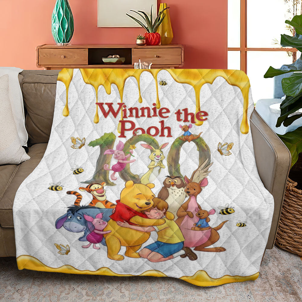Winnie-the-Pooh 100th Anniversary Quilt Blanket – TMTHU3151