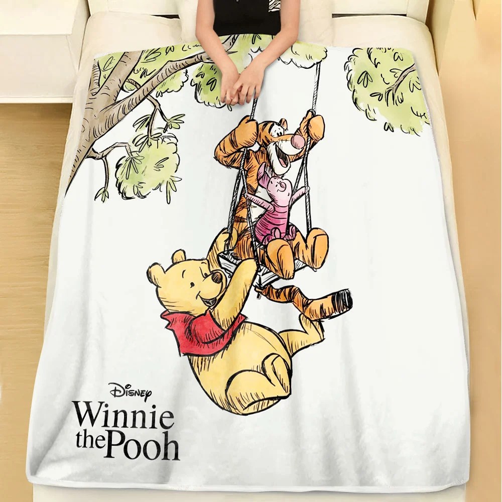 Winnie-the-Pooh Fleece Blanket – TMTHU8653